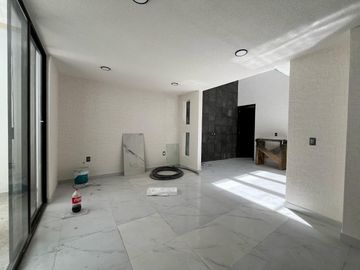 Casa en venta en Lomas de Banthí, SJR, Querétaro.