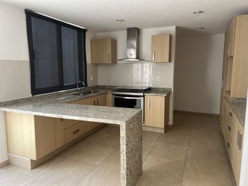 CASA EN VENTA EN INSPIRA ZIBATÁ