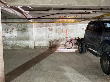 Monoambiente con patio + cochera en Córdoba al 1100, Zona Centro