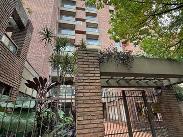 Departamento en Nueva Córdoba de 2 Dormitorios 2 Baños con balcón y amplio Living-Comedor