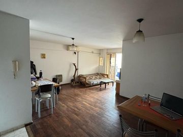Departamento en Nueva Córdoba de 2 Dormitorios 2 Baños con balcón y amplio Living-Comedor