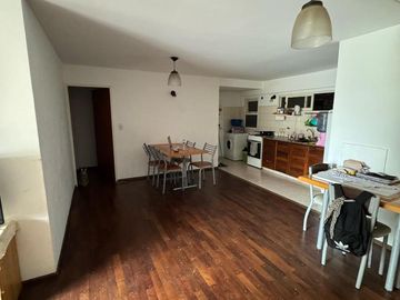 Departamento en Nueva Córdoba de 2 Dormitorios 2 Baños con balcón y amplio Living-Comedor