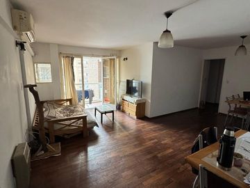 Departamento en Nueva Córdoba de 2 Dormitorios 2 Baños con balcón y amplio Living-Comedor