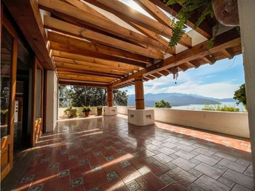 CASA EN VENTA | VALLE DE BRAVO | VISTA AL LAGO