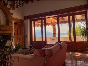 CASA EN VENTA | VALLE DE BRAVO | VISTA AL LAGO