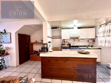 Casa venta sobre Av Candiles  Corregidora Queretaro cerca Jardines de la Hacienda
