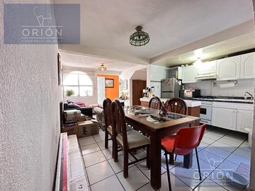 Casa venta sobre Av Candiles  Corregidora Queretaro cerca Jardines de la Hacienda