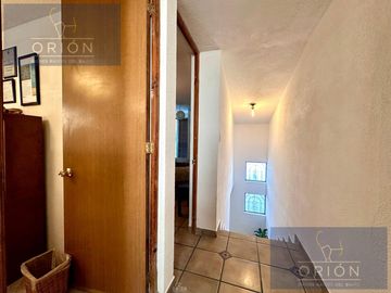 Casa venta sobre Av Candiles  Corregidora Queretaro cerca Jardines de la Hacienda