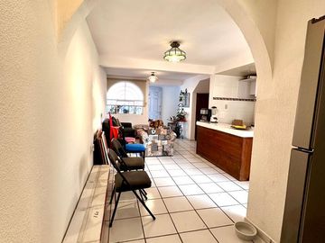 Casa venta en esquina en privada abierta Corregidora Queretaro cerca Tejeda