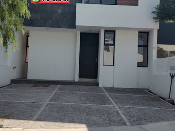 Casa - Fraccionamiento El Condado