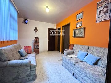 Casa en venta col Niños Heroes Queretaro cerca UAQ IMSS REGIONAL 1 ZARAGOZA