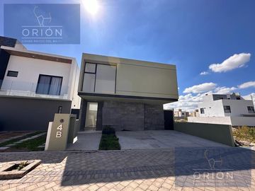 Casa venta en Queretaro El Pueblito Corregidora XBUEN FIN $ 4.5 MDP