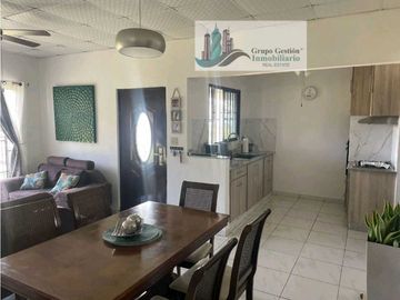 VENTA DE CASA EN BOQUETE.   DE 1,000 METROS COMPLETAMENTE CERCADA