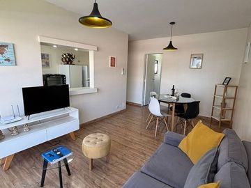 Venta Departamento Amoblado Peatonal Sarmiento.