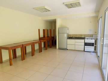 Depto. Venta 2 amb Patio PH PORTEÑO SUM V. Urquiza
