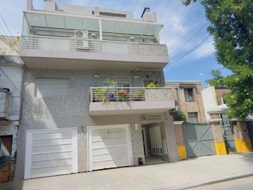 Depto. Venta 2 amb Patio PH PORTEÑO SUM V. Urquiza