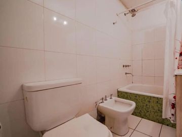 Depto. Venta 2 amb Patio PH PORTEÑO SUM V. Urquiza