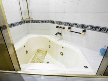 VENTA 4 AMBIENTES + DEP 209 M2 GOYENA 1100 COCHERA