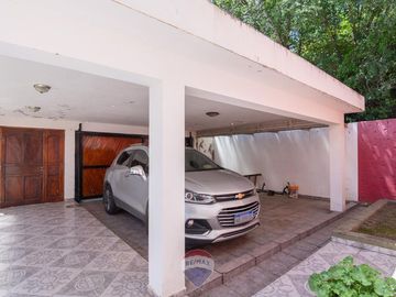 VENTA CASA 5 DORMIT. EN LA CUESTA VILLA CARLOS PAZ