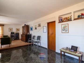 VENTA CASA 5 DORMIT. EN LA CUESTA VILLA CARLOS PAZ