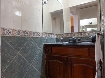 VENTA CASA 5 DORMIT. EN LA CUESTA VILLA CARLOS PAZ