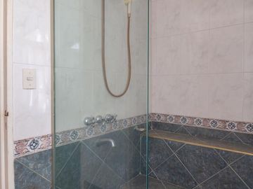 VENTA CASA 5 DORMIT. EN LA CUESTA VILLA CARLOS PAZ