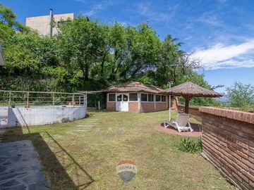 VENTA CASA 5 DORMIT. EN LA CUESTA VILLA CARLOS PAZ