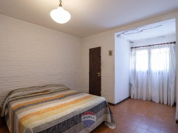 VENTA CASA 5 DORMIT. EN LA CUESTA VILLA CARLOS PAZ