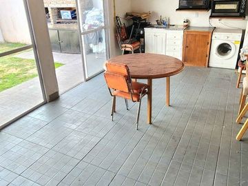 VENTA CASA 3 AMBIENTES GUILLON