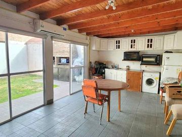 VENTA CASA 3 AMBIENTES GUILLON