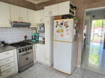 VENTA CASA 3 AMBIENTES GUILLON