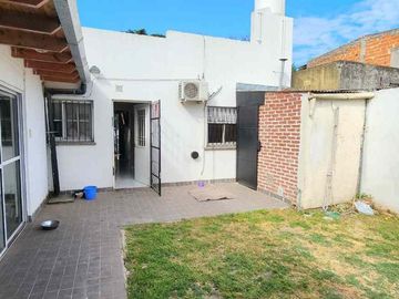 VENTA CASA 3 AMBIENTES GUILLON