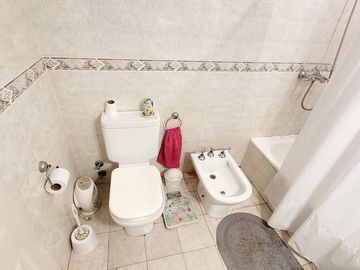 VENTA DEPTO 3 AMB MONTE CASTRO COCHERA APTO CREDIT
