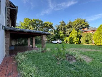 SE VENDE CASA QUINTA SOBRE EL RIO