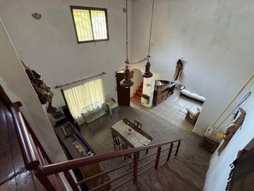 SE VENDE CASA QUINTA SOBRE EL RIO