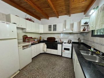 SE VENDE CASA QUINTA SOBRE EL RIO