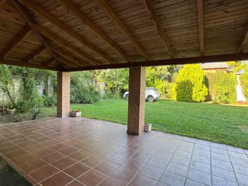 SE VENDE CASA QUINTA SOBRE EL RIO