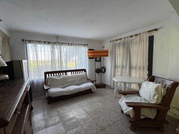 SE VENDE CASA QUINTA SOBRE EL RIO