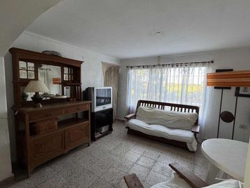 SE VENDE CASA QUINTA SOBRE EL RIO