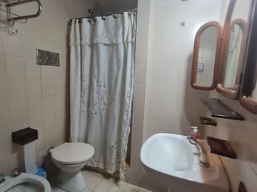 VENTA CASA BARRIO UNO. Lote 604 MTS. Nuevo Valor.