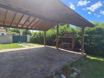 VENTA CASA BARRIO UNO. Lote 604 MTS. Nuevo Valor.