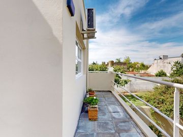 CASA 4 DORMITORIOS EN VENTA LA PLATA TOLOSA .