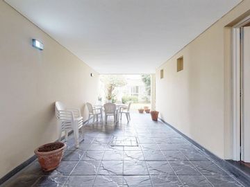CASA 4 DORMITORIOS EN VENTA LA PLATA TOLOSA .