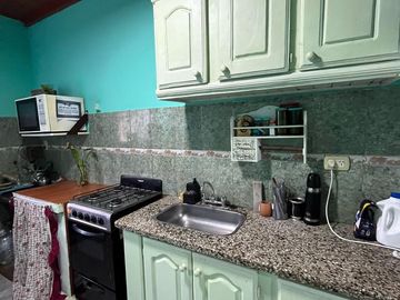 CASA 4 AMBIENTES EN VENTA GOYA CORRIENTES