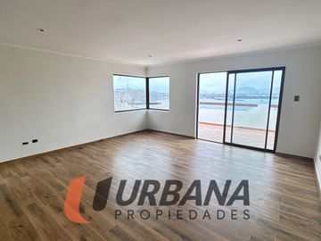 EXCLUSIVA CASA CON VISTA PANORÁMICA A LA HERRADURA