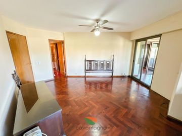 Exclusivo Semipiso en Venta – Nueva Córdoba Frente al parque