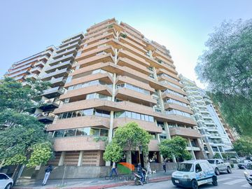 Exclusivo Semipiso en Venta – Nueva Córdoba Frente al parque