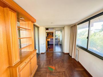 Exclusivo Semipiso en Venta – Nueva Córdoba Frente al parque