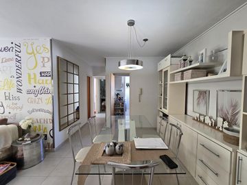 Departamento en venta 2 DORMITORIOS, COCHERA, IMPECABLE