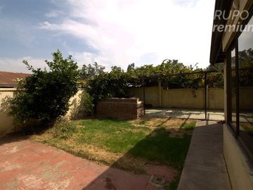 Casa en Venta en Chacabuco con Papudo